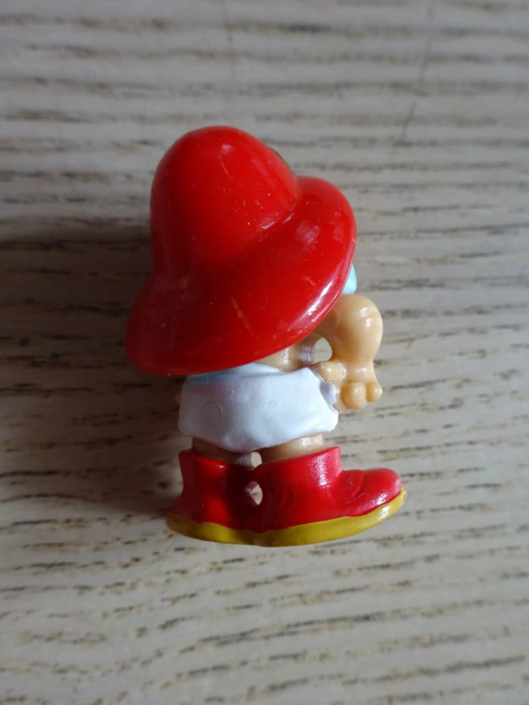 FIGURKA KINDER - BABY HASIČ