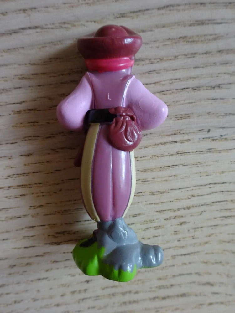 FIGURKA KINDER - PIRÁTKA