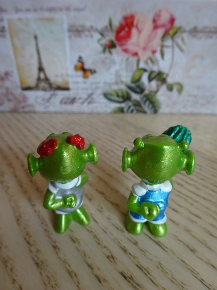 FIGURKA KINDER - UFOUNCI, MIMOZEMŠŤANÉ, 2 KUSY