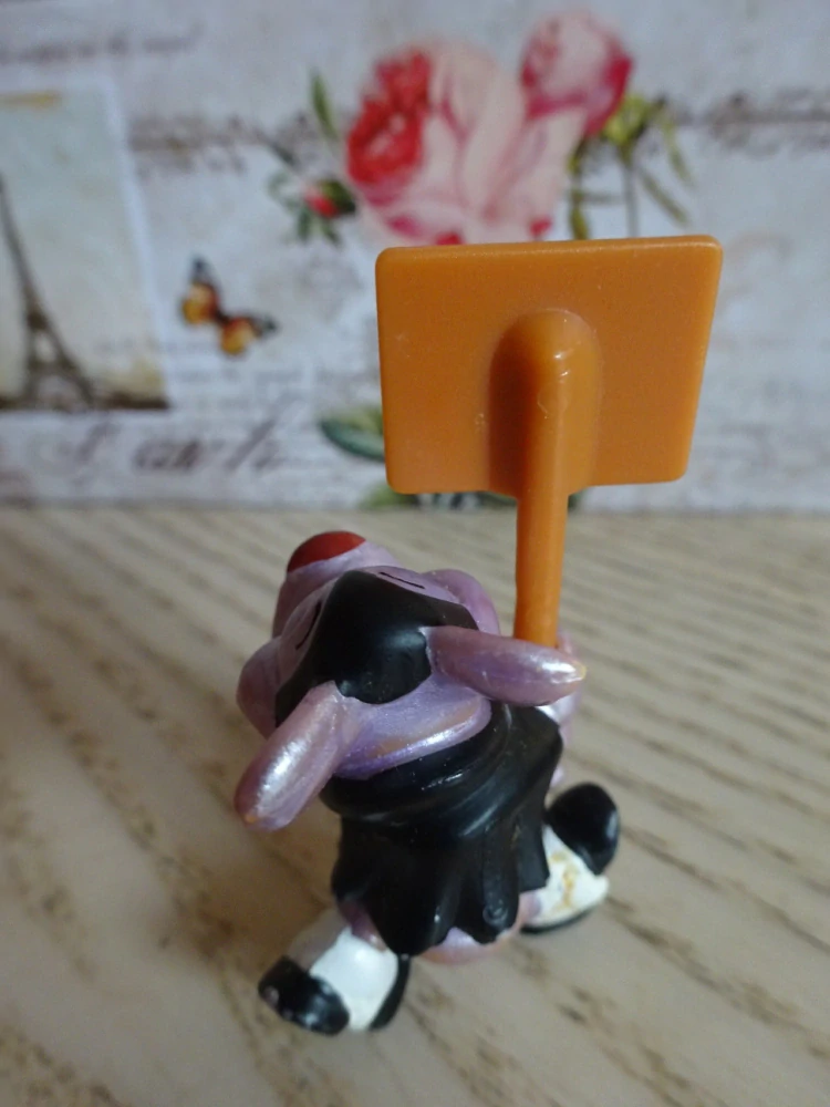 FIGURKA KINDER - UPÍR, DIETA