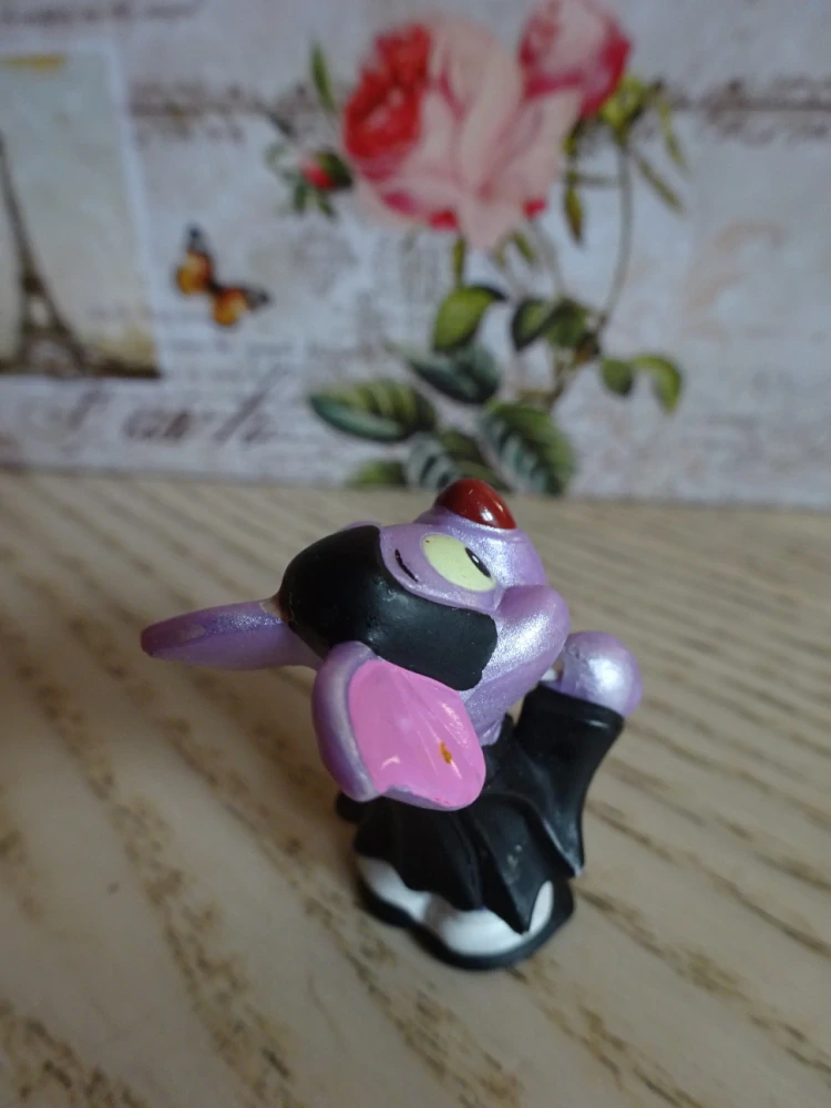 FIGURKA KINDER - UPÍR, KARTA