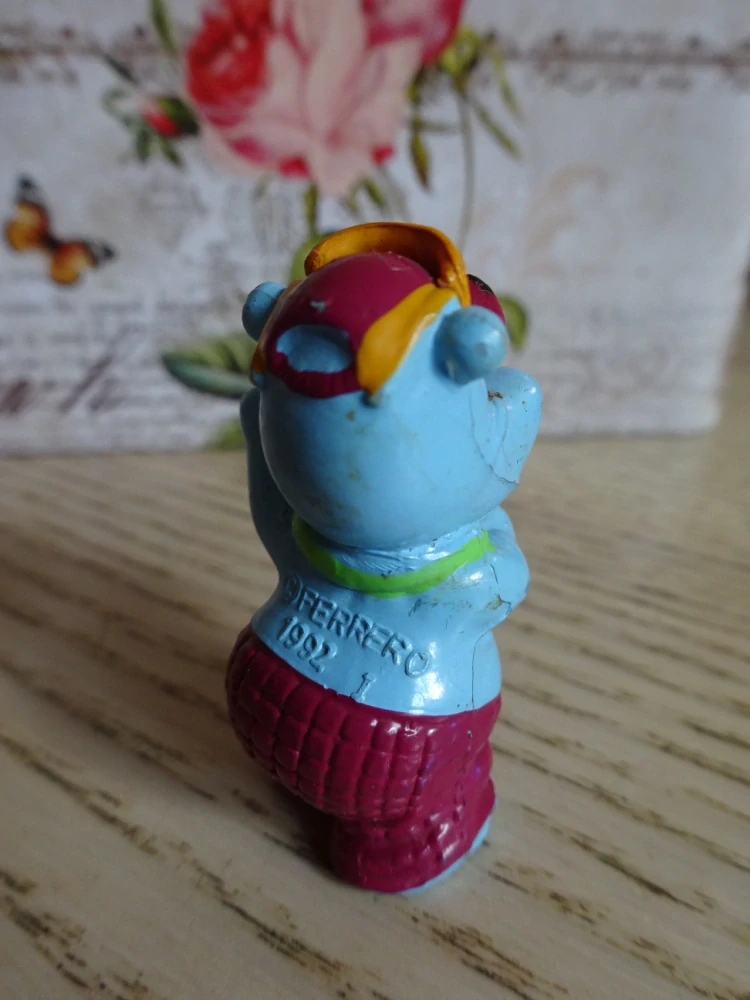 FIGURKA KINDER - HROCH FOTOGRAF, HROŠÍK