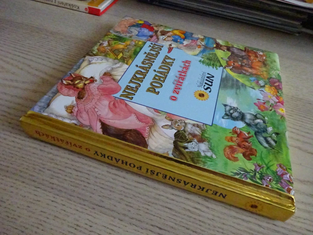 NEJKRÁSNĚJŠÍ POHÁDKY O ZVÍŘÁTKÁCH, **an