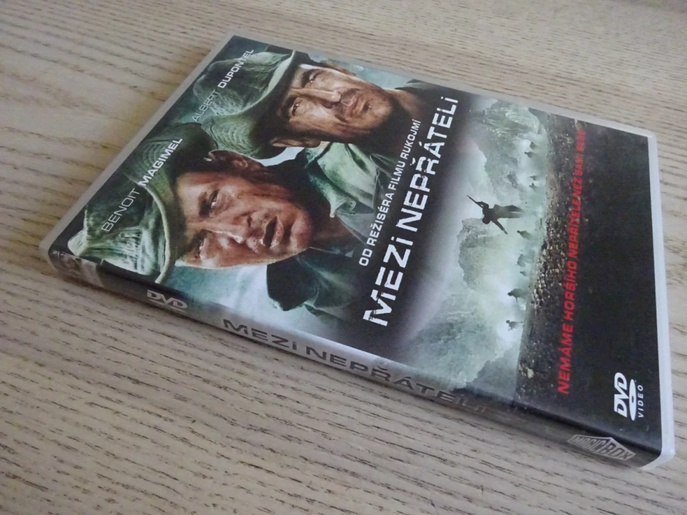 MEZI NEPŘÁTELI, DVD FILM