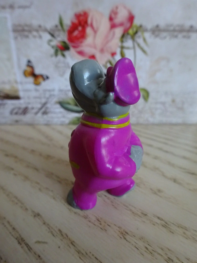 FIGURKA KINDER - HROCH PORTÝR