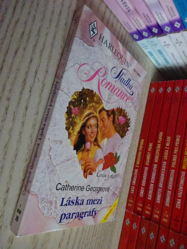 LÁSKA MEZI PARAGRAFY, CATHERINE GEORGEOVÁ, **an