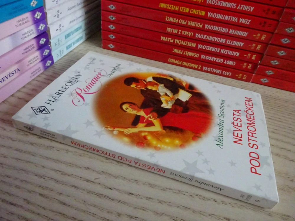 NEVĚSTA POD STROMEČEK, ALEXANDRA SCOTTOVÁ, **an
