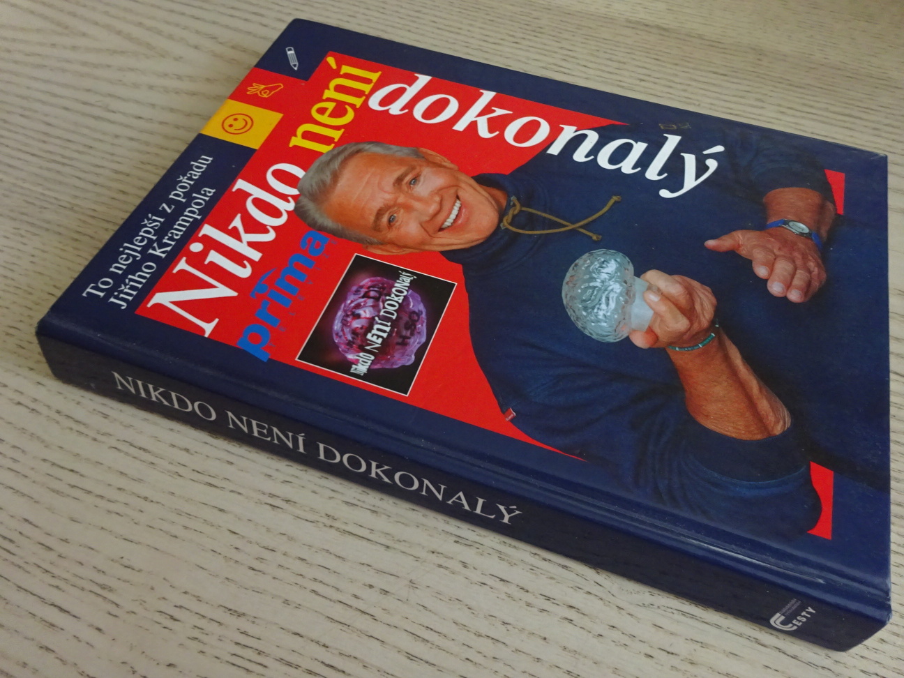 NIKDO NENÍ DOKONALÝ, TO NEJLEPŠÍ Z POŘADU JIŘÍHO KRAMPOLA, **an