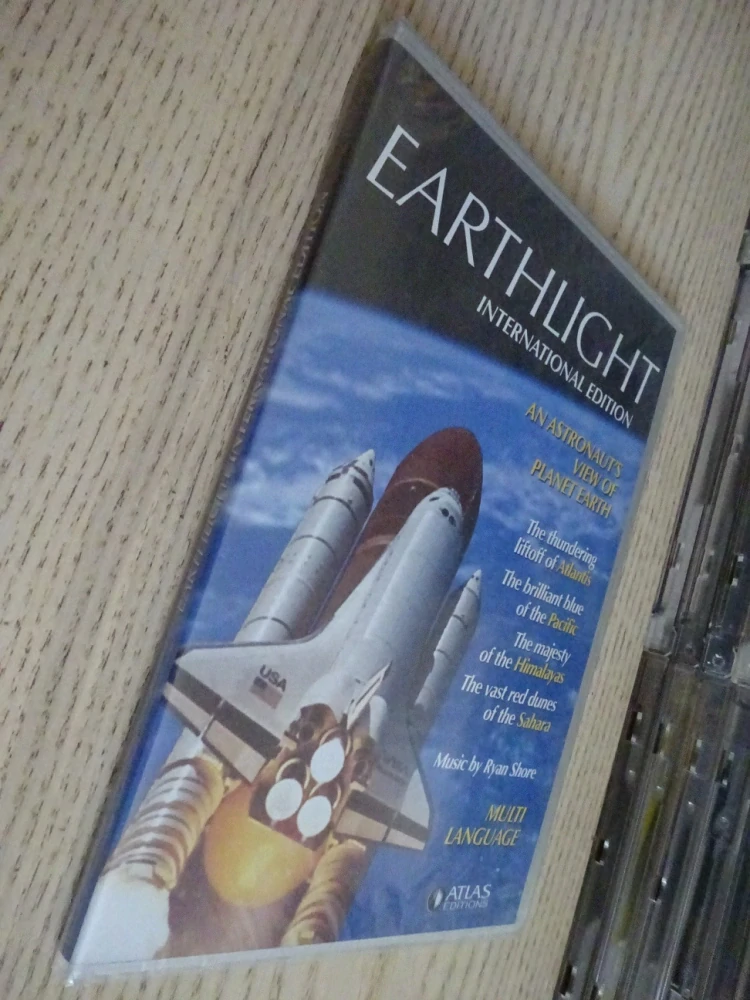 EARTHLIGHT, INTERNATIONAL EDITION, DVD FILM DOKUMENT