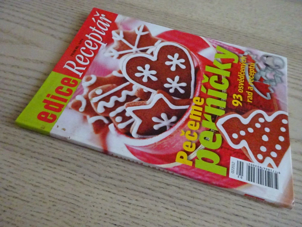 PEČEME PERNÍČKY, **an