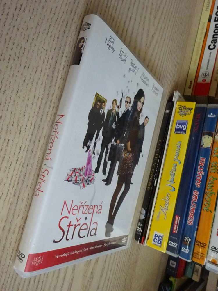 NEŘÍZENÁ STŘELA, DVD FILM