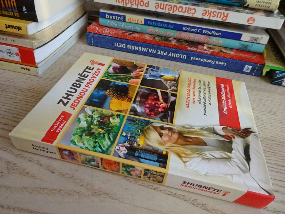 ZHUBNĚTE JEDNOU PRO VŽDY, NAJEZTE SE DO ŠTÍHLOSTI, ANTÓNIA MAČINGOVÁ, **an