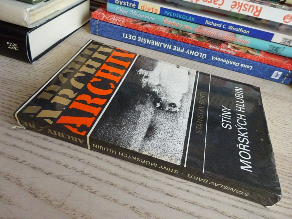 STÍNY MOŘSKÝCH HLUBIN, STANISLAV BÁRTL, **an