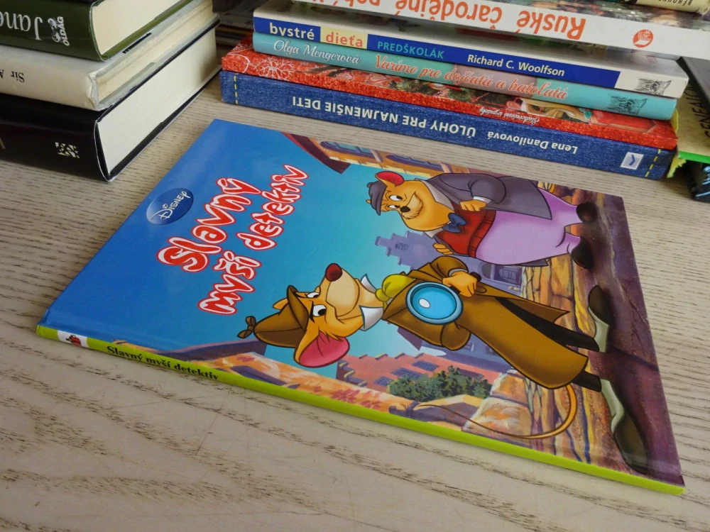 SLAVNÝ MYŠÍ DETEKTIV, WALT DISNEY, **an