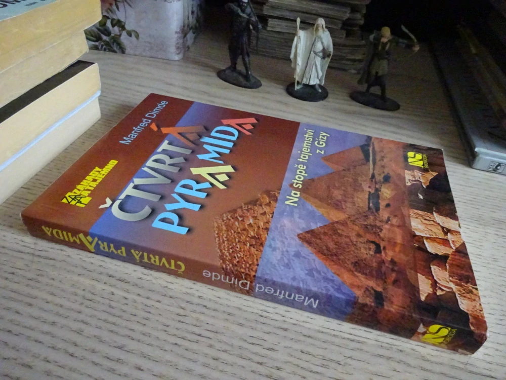 ČTVRTÁ PYRAMIDA, MANFRED DIMDE, **an