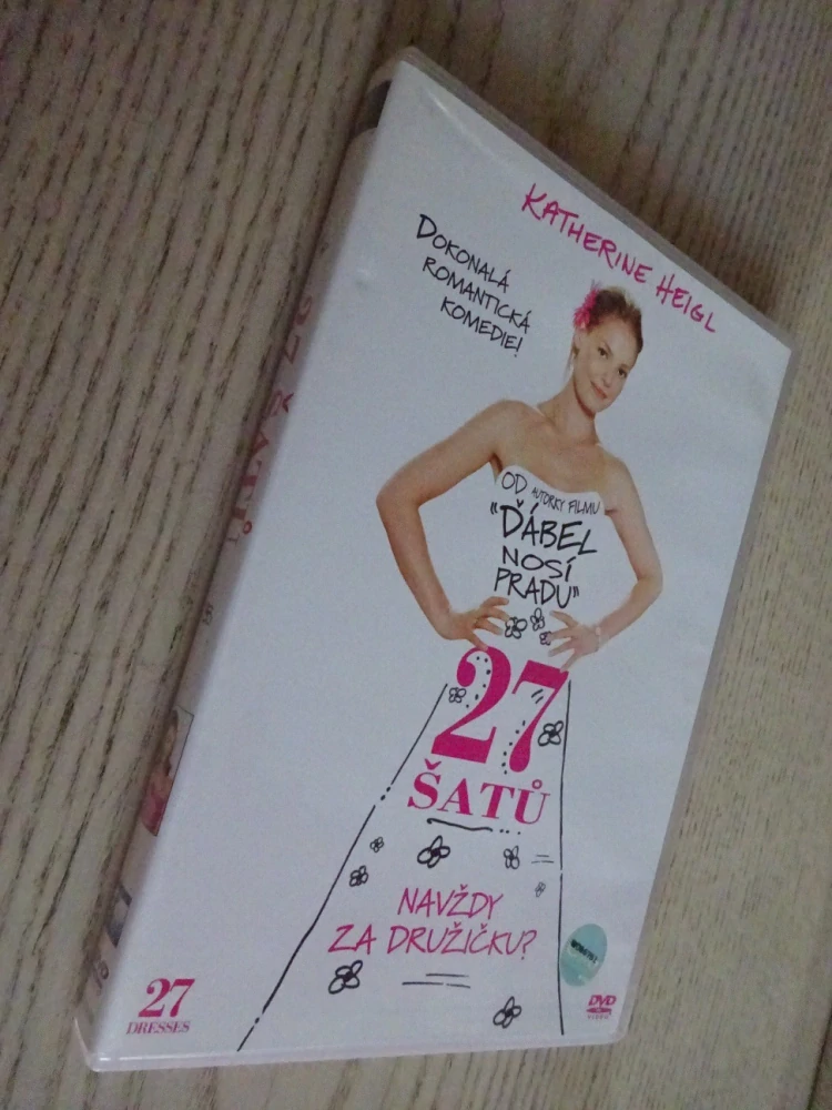 27 ŠATŮ, DVD FILM