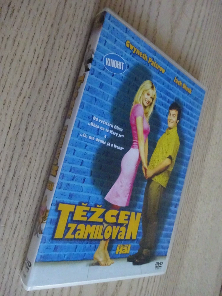 TĚŽCE ZAMILOVÁN, DVD FILM
