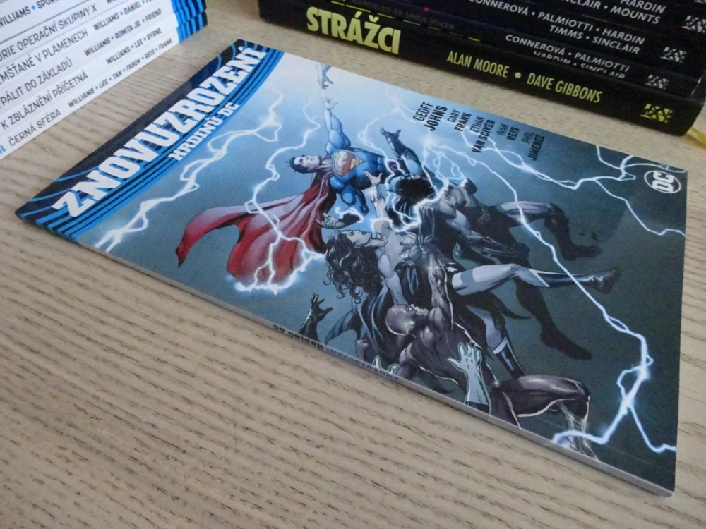 ZNOVUZROZENÍ HRDINŮ DC, DC COMICS, **an