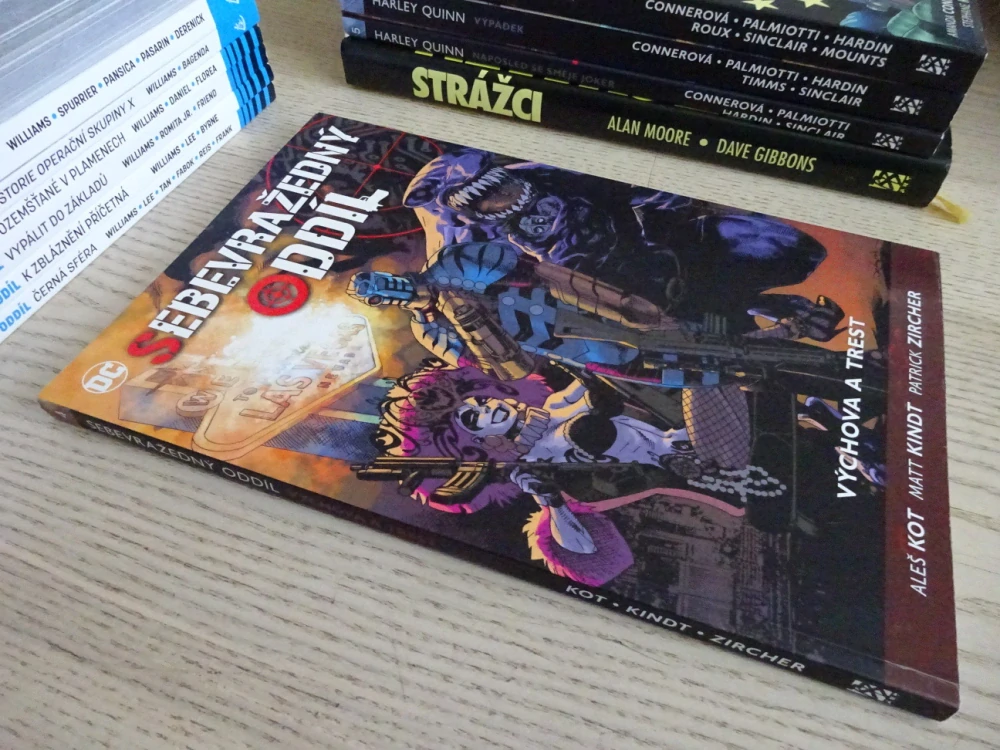 SEBEVRAŽEDNÝ ODDÍL, VÝCHOVA A TREST, KOMIKS DC COMICS, **an
