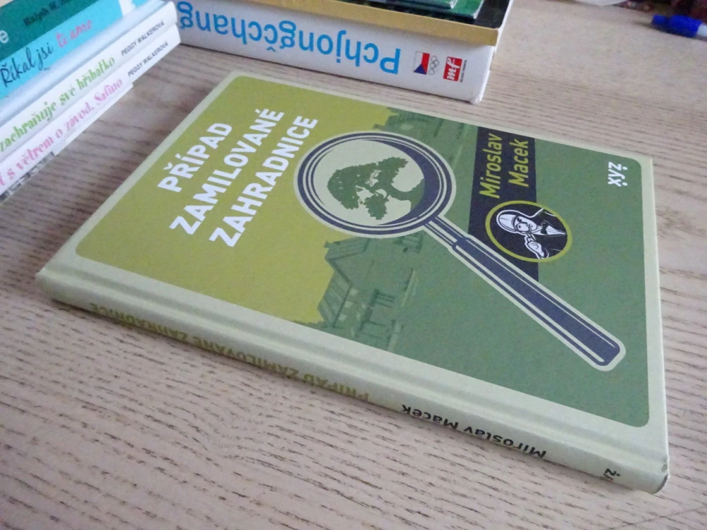 PŘÍPAD ZAMILOVANÉ ZAHRADNICE, MIROSLAV MACEK, **an