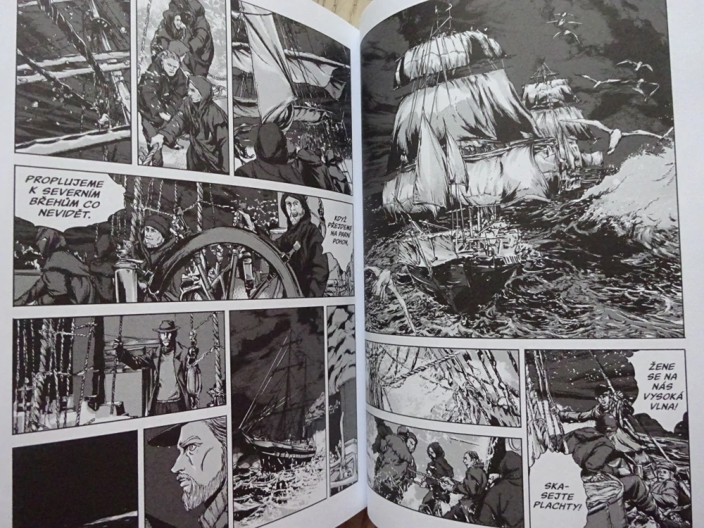 V HORÁCH ŠÍLENSTVÍ, KNIHA PRVNÍ, H. P. LOVERCRAFTA, MANGA KOMIKS, **an
