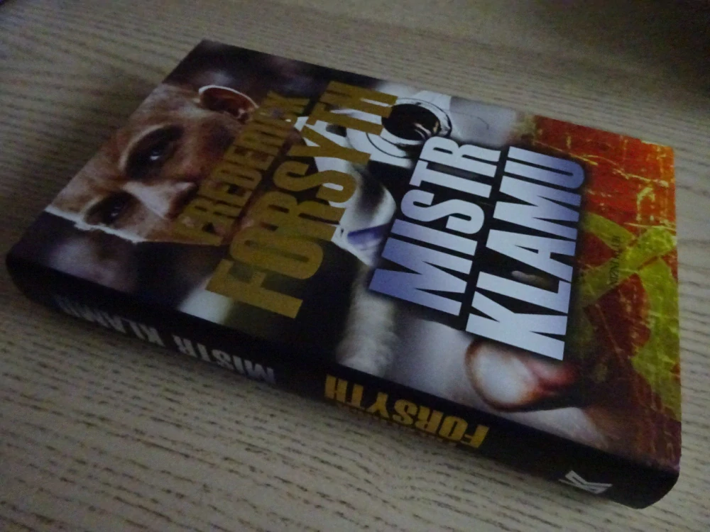 MISTR KLAMU, FREDERICK FORSYTH, **an