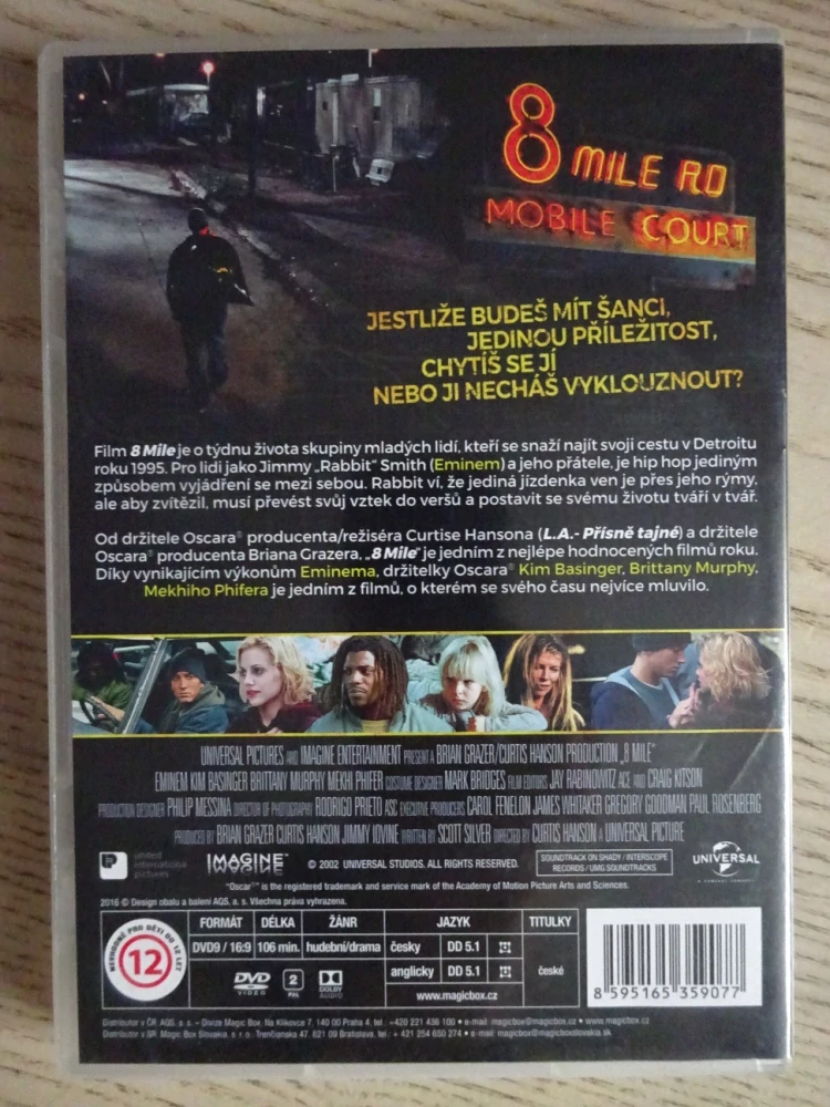 8. MÍLE, EMINEM, K. BASINGER, DVD FILM