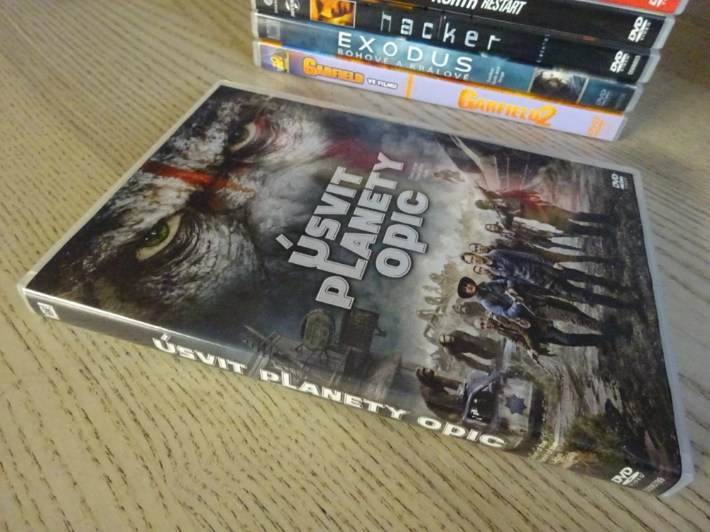 ÚSVIT PLANETY OPIC, J. CLARKE, A. SERKIS, DVD FILM