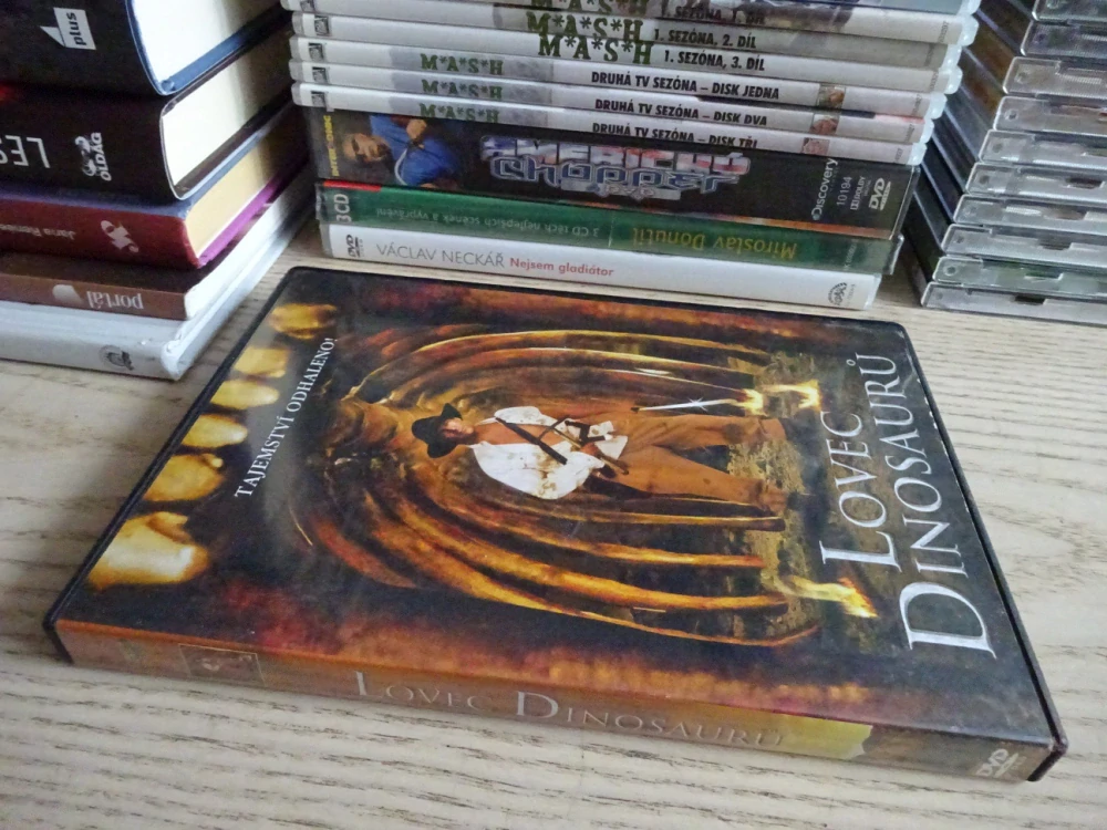 LOVEC DINOSAURŮ, CH. PLUMMER, A. PILL, DVD FILM
