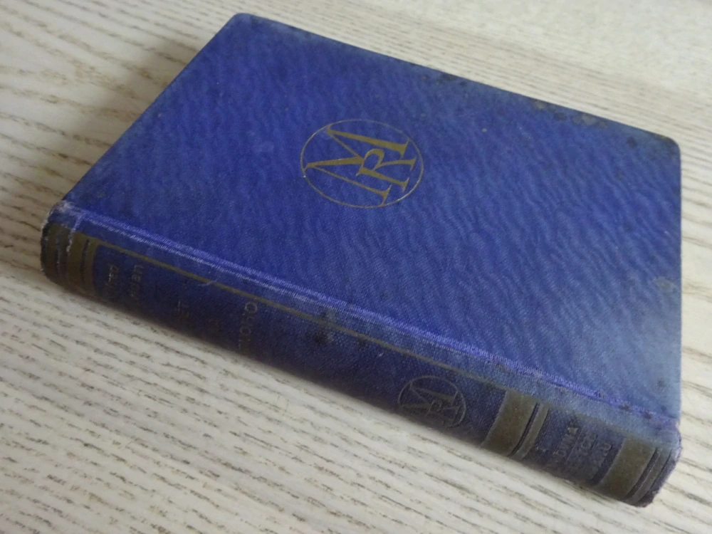 PĚT NA JEDNOHO, WILFRED SHERIDAN, **an