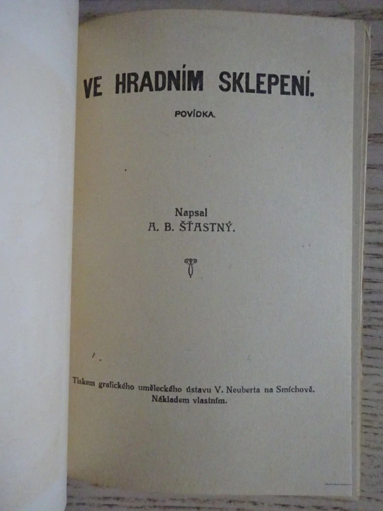 VE HRADNÍM SKLEPENÍ, POHÁDKA