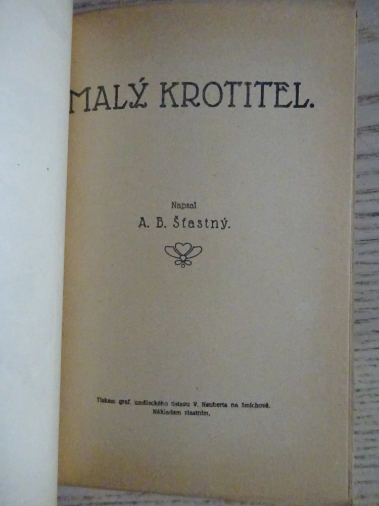 MALÝ KROTITEL