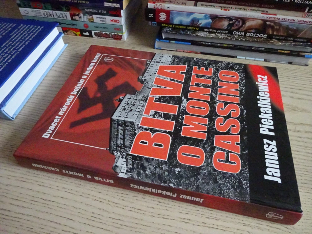 BITVA O MONTE CASSINO, JANUSZ PIEKALKIEWICZ, **an