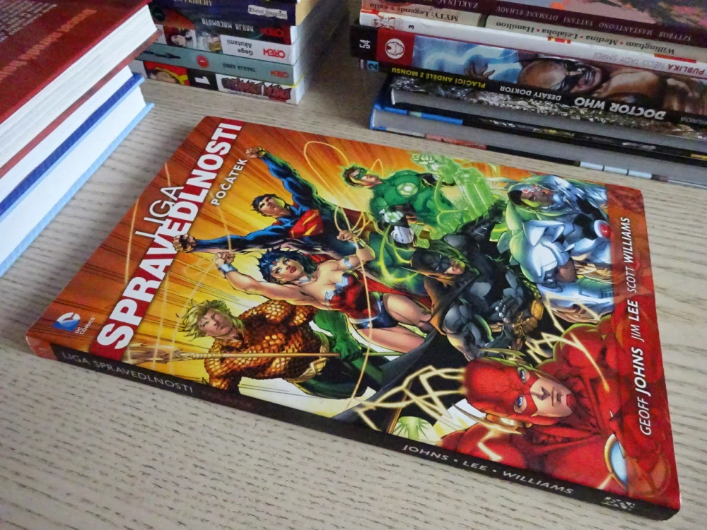 LIGA SPRAVEDLNOSTI, POČÁTEK, KOMIKS DC COMICS, **an