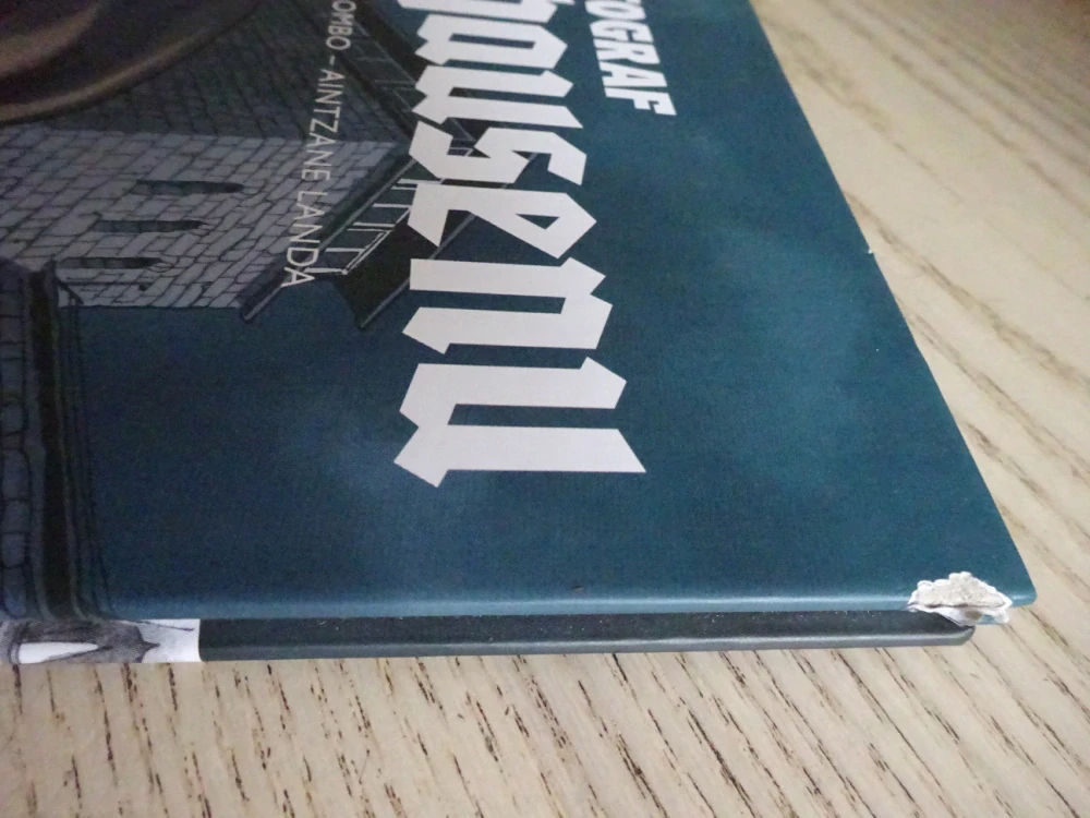 FOTOGRAF Z MAUTHAUSENU, SALVA RUBIO, KOMIKS VÁLKA, **an