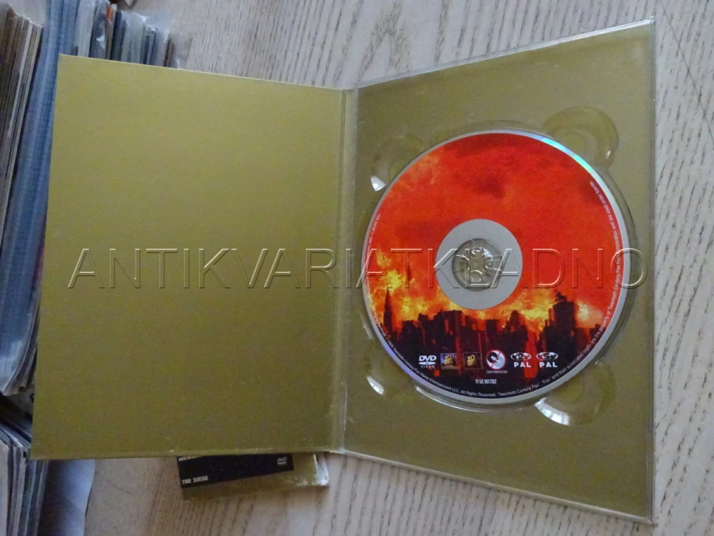 STAV OBLEŽENÍ, B. WILLIS, DVD FILM