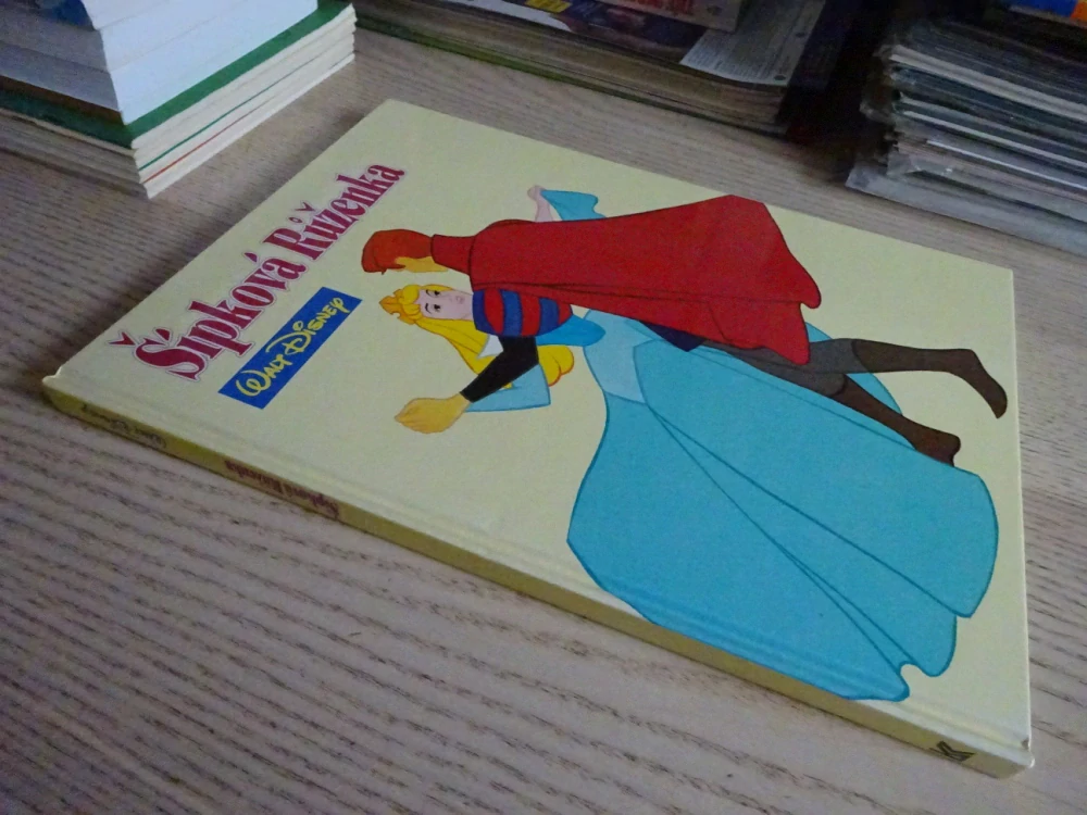 ŠÍPKOVÁ RŮŽENKA,  WALT DISNEY, **an