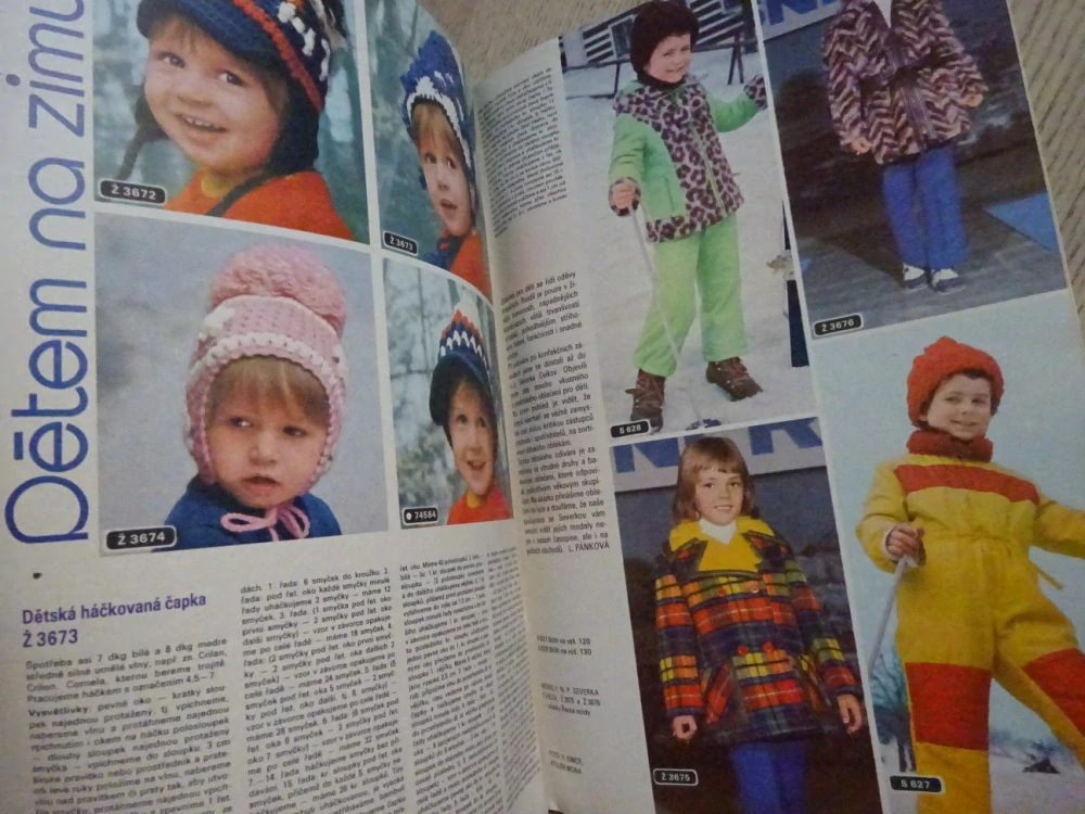 ŽENA A MÓDA 11/1976, OBLEČENÍ, ČASOPIS