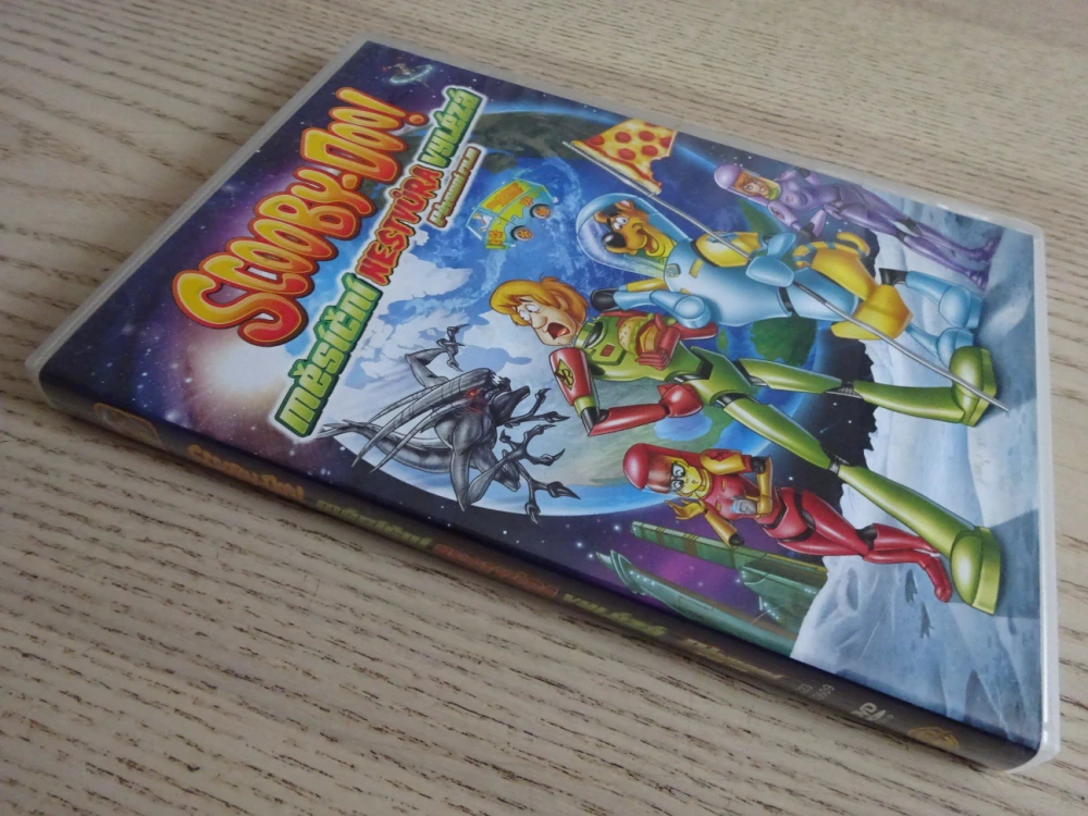 SCOOBY-DOO: MĚSÍČNÍ NESTVŮRA VYLÉZÁ, DVD FILM