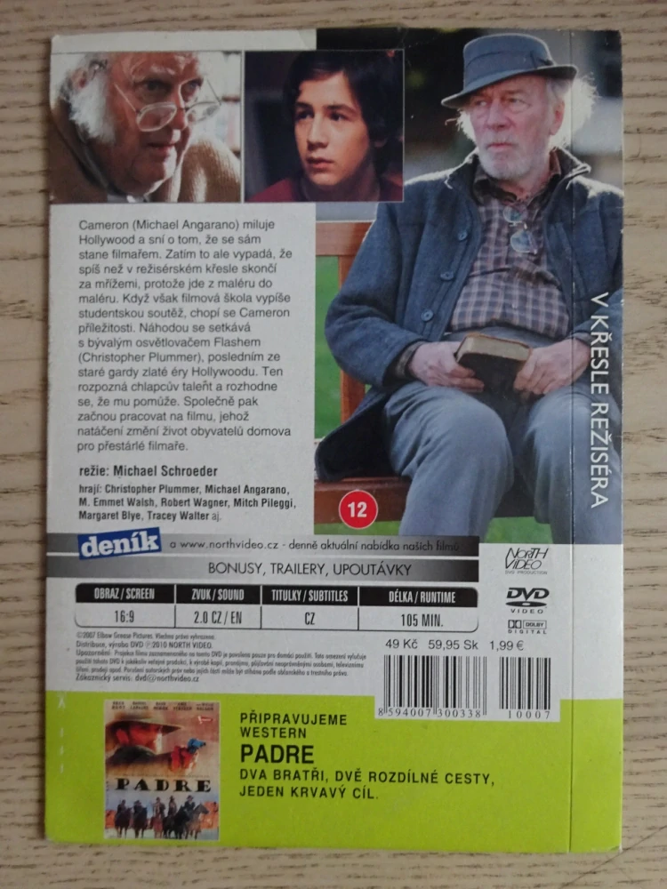 V KŘESLE REŽISÉRA, CH. PLUMMER, DVD FILM