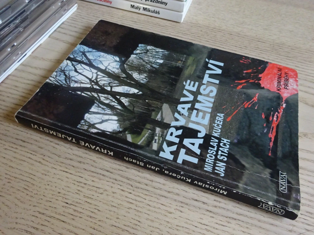 KRVAVÉ TAJEMSTVÍ, JAN STACH, MIROSLAV KUČERA, **an