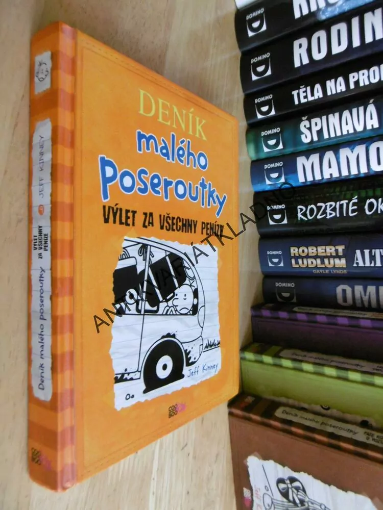 DENÍK MALÉHO POSEROUTKY, 9. VÝLET ZA VŠECHNY PRACHY, JEFF KINNEY, **an