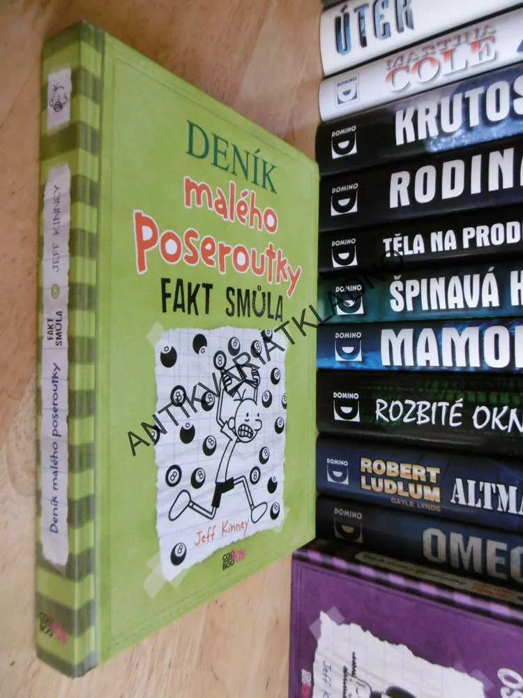 DENÍK MALÉHO POSEROUTKY 8. FAKT SMŮLA, JEFF KINNEY, **an