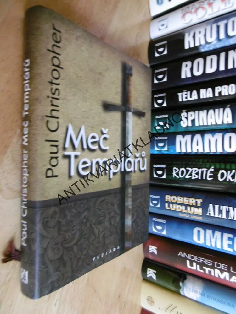 MEČ TEMPLÁŘŮ, PAULŮ CHRISTOPHER, **an