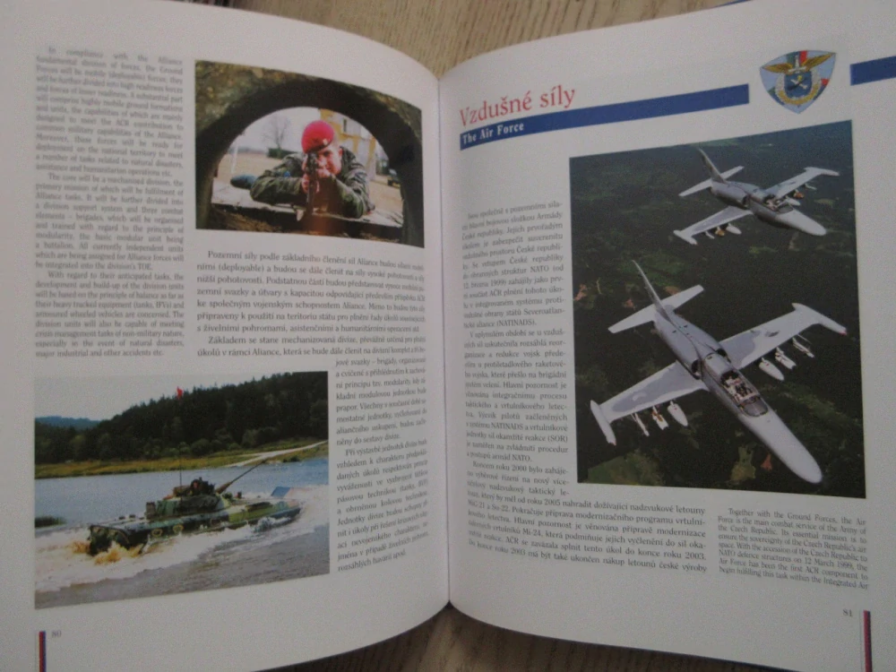 ČESKÁ REPUBLIKA A JEJÍ ARMÁDA, **an