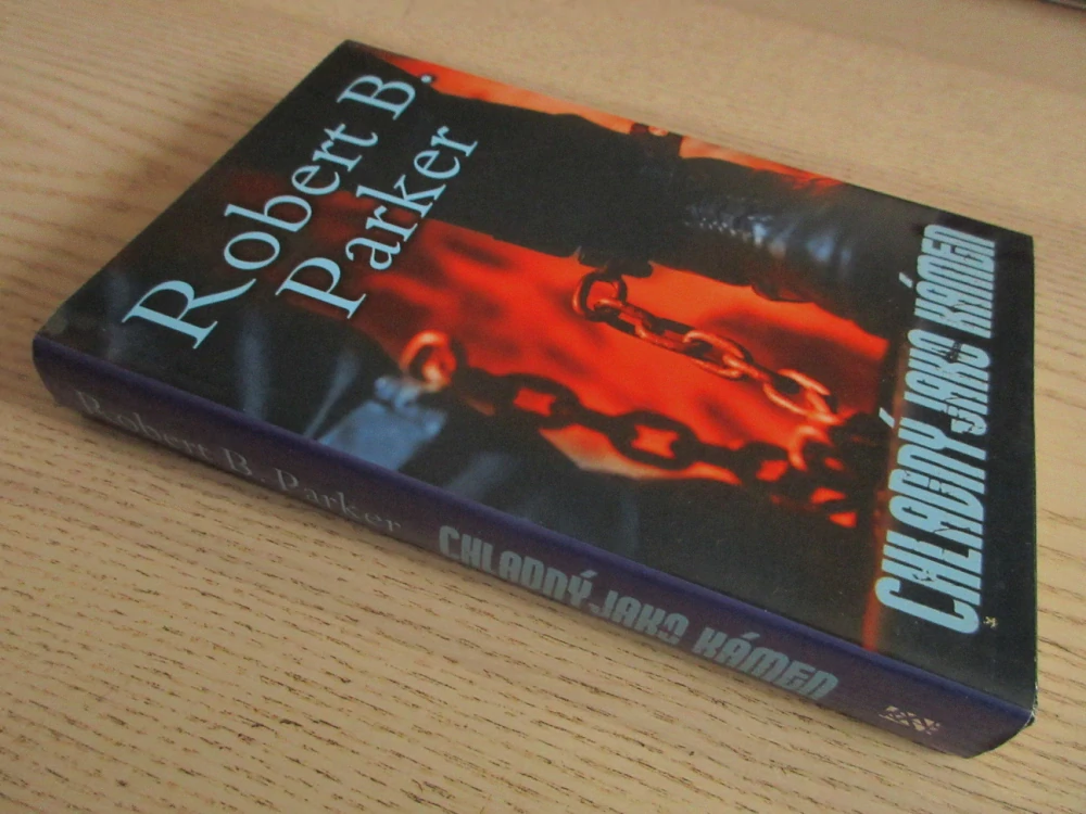 CHLADNÝ JAKO KÁMEN, ROBERT B. PARKER, **an