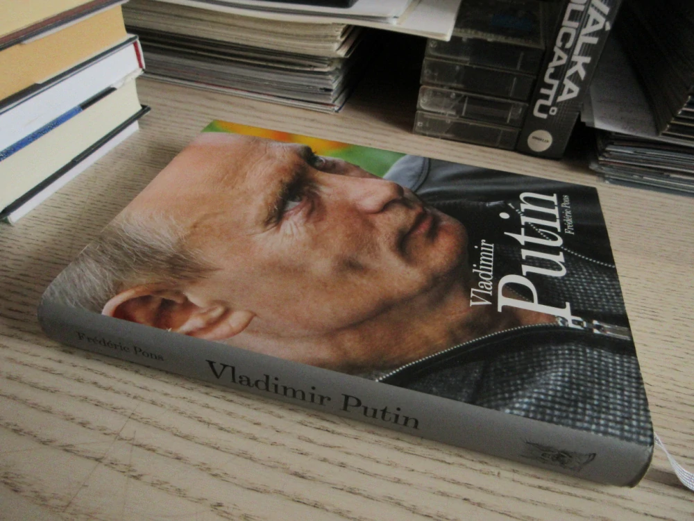 VLADIMIR PUTIN, FRÉDÉRIC PONS, **an