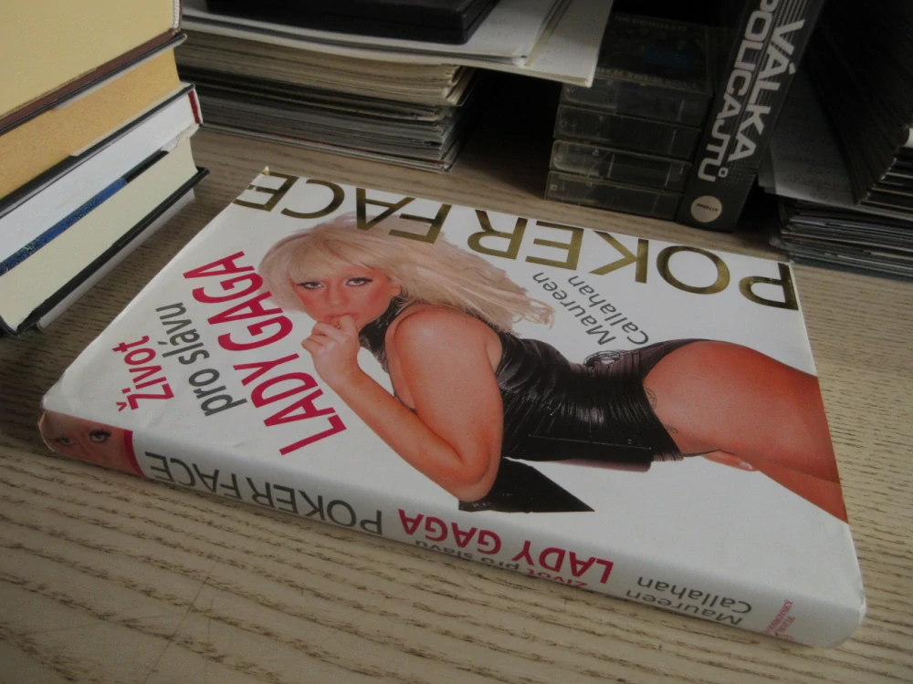 POKERFACE, ŽIVOT PRO SLÁVU LADY GAGA, MAUREEN CALLAHAN, **an
