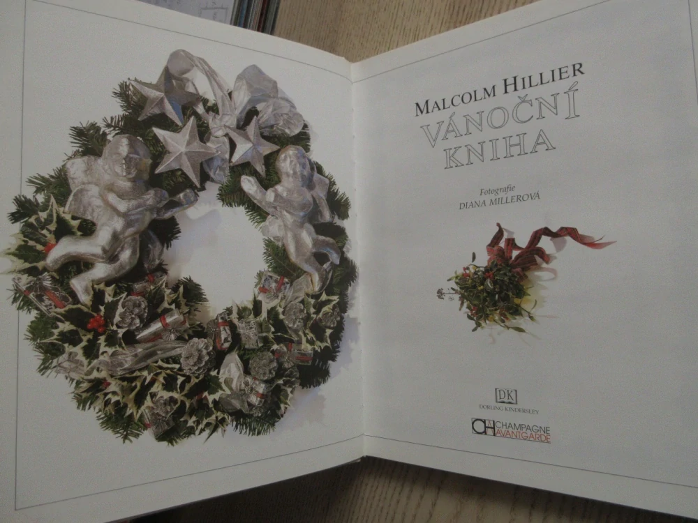 VÁNOČNÍ KNIHA, MALCOLM HILLIER, **an