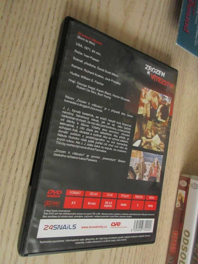 ZROZEN K VÍTĚZSTVÍ, R. DE NIRO, G. SEGAL, DVD FILM